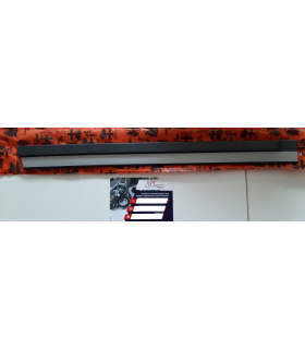 116939004000 FASCIA MODANATURA LISTELLO PARACOLPI PORTA POSTERIORE DESTRA ALFA R