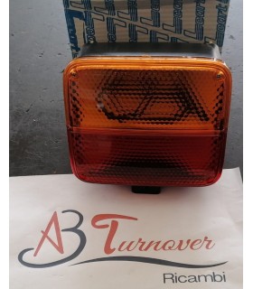FANALE POSTERIORE ADATTABILE  A FIAT OM MAGIRUS  44817000- 4176543- 4176548
